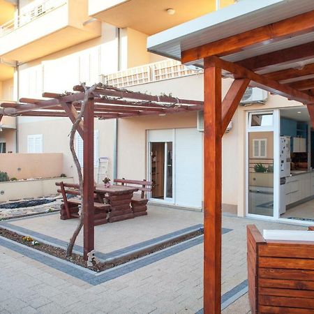 Studio Apartment Tia Макарська Екстер'єр фото