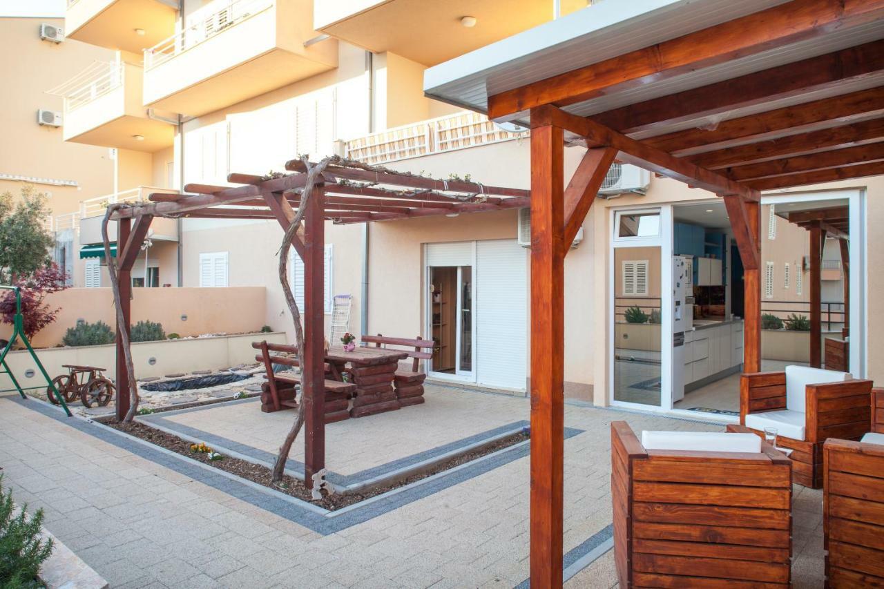 Studio Apartment Tia Макарська Екстер'єр фото